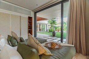 Room - Villa Morada Canggu by Nakula (Bali)