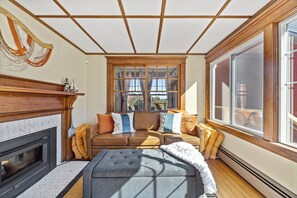 Kamin, Tischfußball