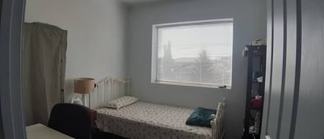 Bügeleisen/Bügelbrett, WLAN, Bettwäsche