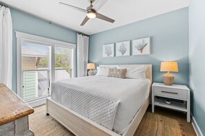 5 slaapkamers, een strijkplank/strijkijzer, gratis wifi, beddengoed