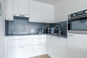 Apartment | Private kitchen - 4-person Apartment With Island View (De Koog)