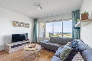 Apartment | Living room - 4 Person Apartment With sea View (De Koog)