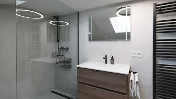 House | Bilik Mandi