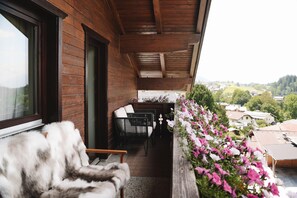 House | Balcony - Holiday Home With Panoramic Views (Tulfes)