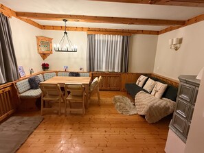 House | Living room - Holiday Home With Panoramic View (Tulfes)