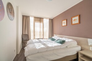 Apartment | 2 bedrooms, individually furnished - 4-person Apartment With Island View (De Koog)