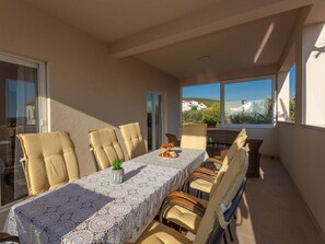 House | Outdoor dining - MY Dalmatia - Seaside Villa Marin (Sveti Filip i Jakov)
