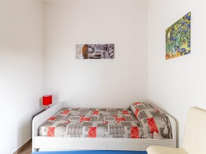 Apartment | 2 bedrooms, individually furnished, bed sheets - Sea-view Apartment in Badesi (Badesi)