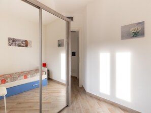 Appartamento | 2 camere, con arredamento individuale, lenzuola