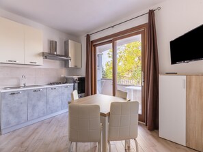 Apartment | Private kitchen - Air-conditioned Apartment With Private Parking (Badesi)