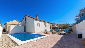 Ferienhaus | Pool | Innenpool, Außenpool