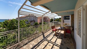 Unclassified image, 3 of 39, button - Villa With Infinity Pool, spa (Jasenice)