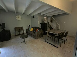 House | Living room - Authentic Holiday Home With Charm (Marcoux)