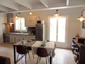 House | Private kitchen | Dishwasher - Authentic Holiday Home With Charm (Marcoux)