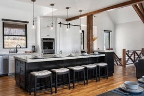 Fridge, microwave, oven, stovetop - Luxury Home 2225 In Resort I Private Hot Tub I Great Views I Best Price I Discounted Attractions (Winter Park)