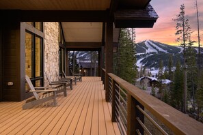 Terrace/patio - Winter Park Resort Home 2225 I Private Hot Tub I Great Views I Bunk Room I Discounted Attractions (Winter Park)