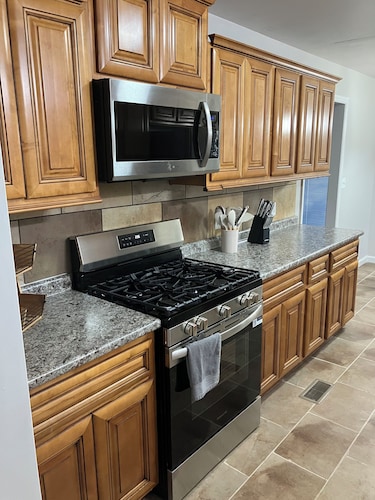 Furnished 4BR | Insurance, ALE & Corporate Stays | Quiet & Comfortable