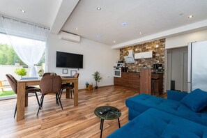 Apartment | Living area - MY Dalmatia - Apartment Nikita With Private Pool (Sibenik)