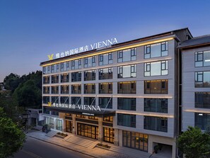 Exterior - Vienna International Hotel (Zhangjiajie)