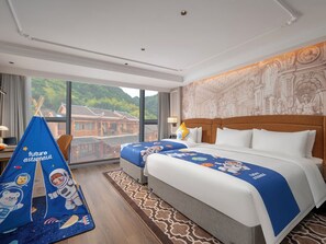 Minibar y ropa de cama