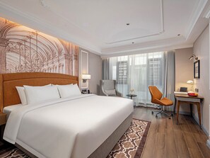 Superior Double Room | Minibar, soundproofing, bed sheets - Vienna International Hotel (Zhangjiajie)