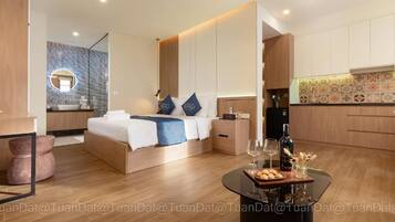 Verdunkelungsvorhänge, kostenloses WLAN