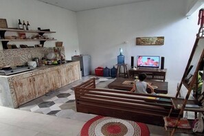 Unclassified image, 3 of 11, button - Bring in House Yogyakarta (Mantrijeron)