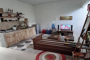 Restaurant - Bring in House Yogyakarta (Mantrijeron)