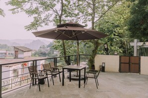 منطقة لعب الأطفال - خارجية