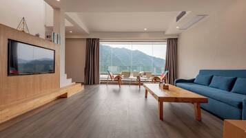 Premier Double Room | Free WiFi