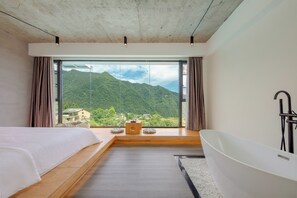 View from room - Avatar Mountain Resort (Zhangjiajie)