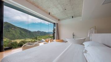 Panoramic Double Room | Free WiFi