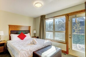 2 chambres, bureau, fer et planche à repasser, Wi-Fi gratuit