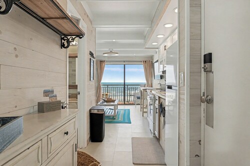 ""Newly Remodeled"" beautiful Oceanfront Condo on Crescent Beach