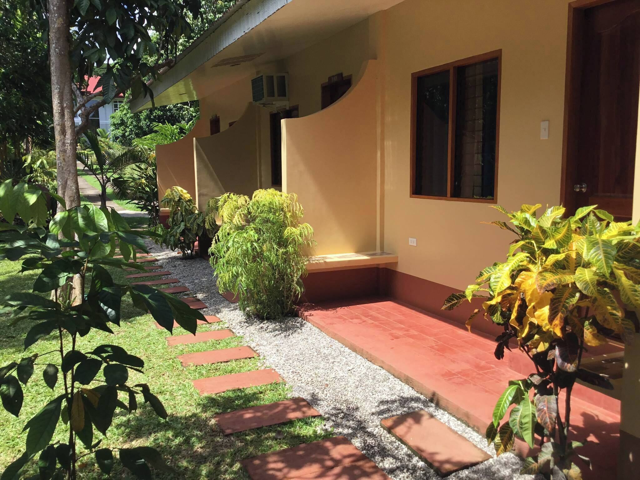 Room, 1 Bedroom, Accessible, Garden View | Front of property