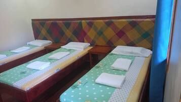 Chambre, 1 chambre, accessible aux personnes à mobilité réduite, vue jardin | 1 chambre