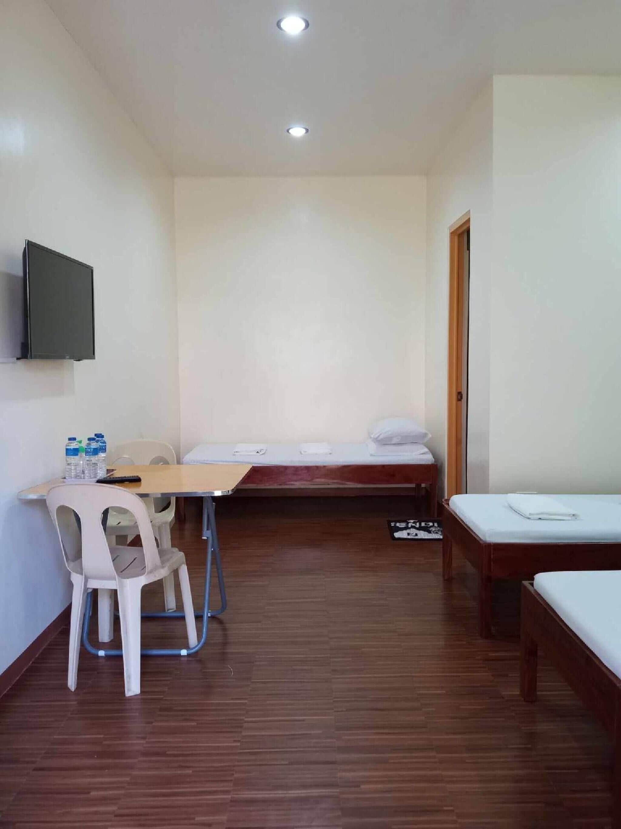 Room, 1 Bedroom, Accessible, Garden View | 1 bedroom