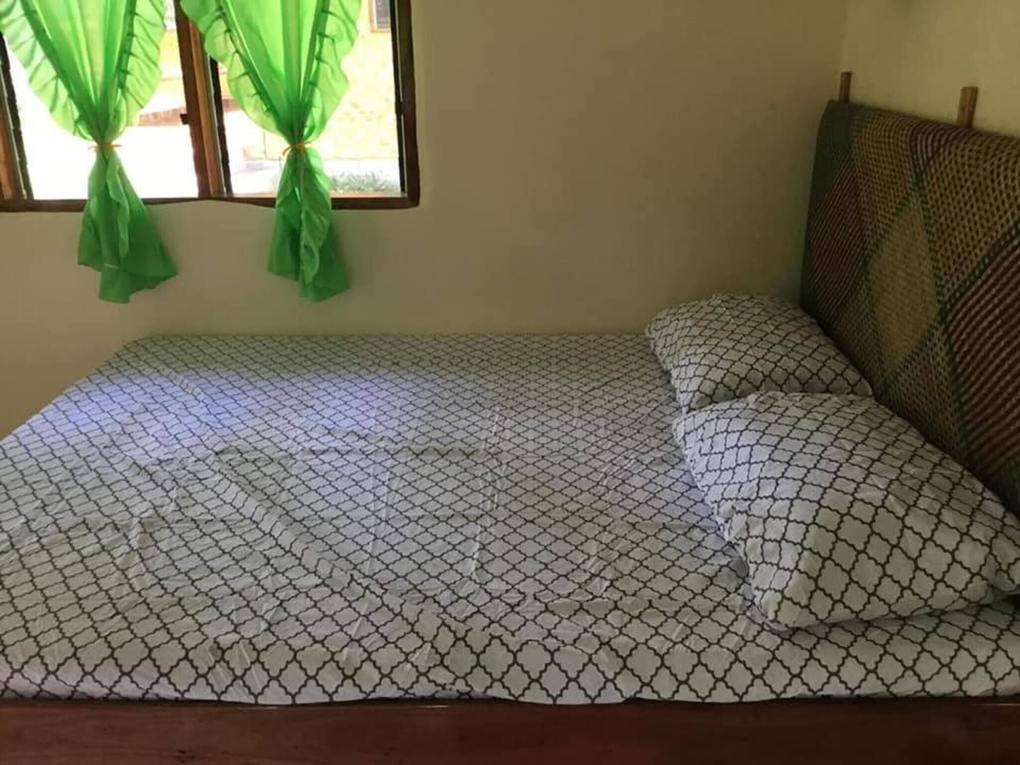 Room, 1 Bedroom, Balcony, Garden View | 1 bedroom