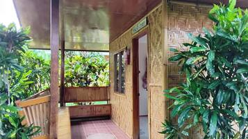 Chambre, 1 chambre, balcon, vue jardin | Terrasse/Patio