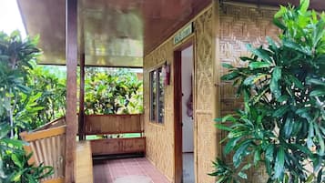 Room, 1 Bedroom, Balcony, Garden View | Front of property