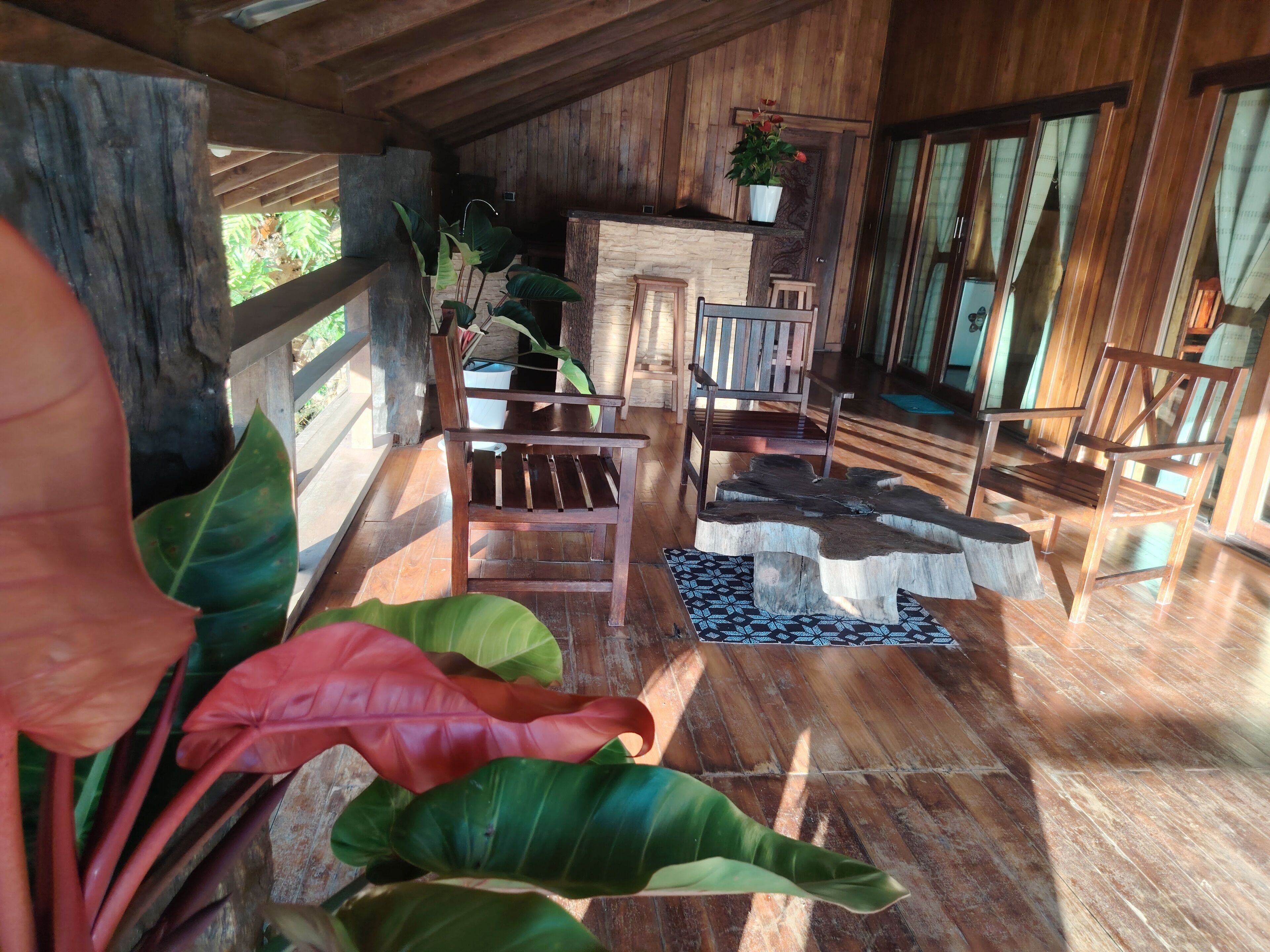 Superior Penthouse, Lake View | Free WiFi