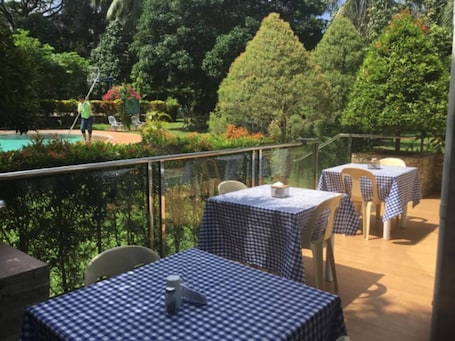 Room, 1 Bedroom, Balcony, Garden View | Garden