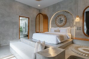 Villa, 3 Bedrooms, Private Pool | In-room safe, desk, laptop workspace, free WiFi - Dharman Royal Villa (Kerobokan)