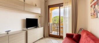 Apartment With air Conditioning and sea Views