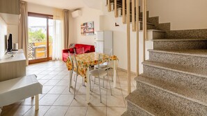 Apartment | Living area - Apartment With air Conditioning and sea Views (Castelsardo)