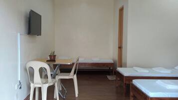 Room, 1 Bedroom, Accessible, Garden View | 1 bedroom