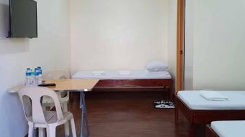 Habitación, 1 habitación, con acceso para personas discapacitadas, vista al jardín | 1 habitación