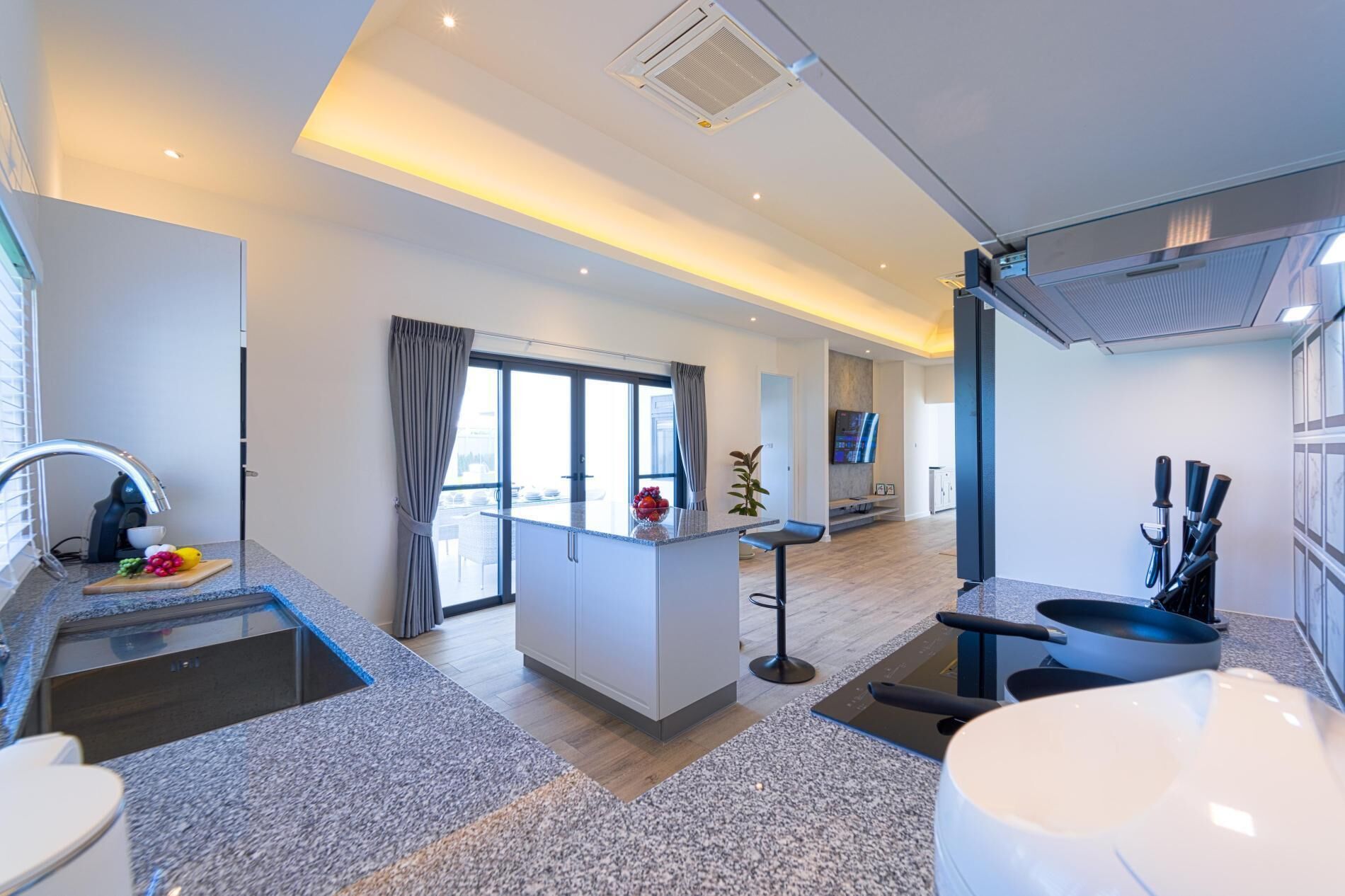 Villa, 3 habitaciones, alberca privada, vista al jardín | Cocina privada | Tostadora 