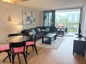 Smart TV, DVD player, books - New Listing! Top Floor Unit across Beach! Steps to restaurants, shops, and more! (Marco Island)