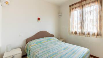 1 bedroom, individually furnished, bed sheets